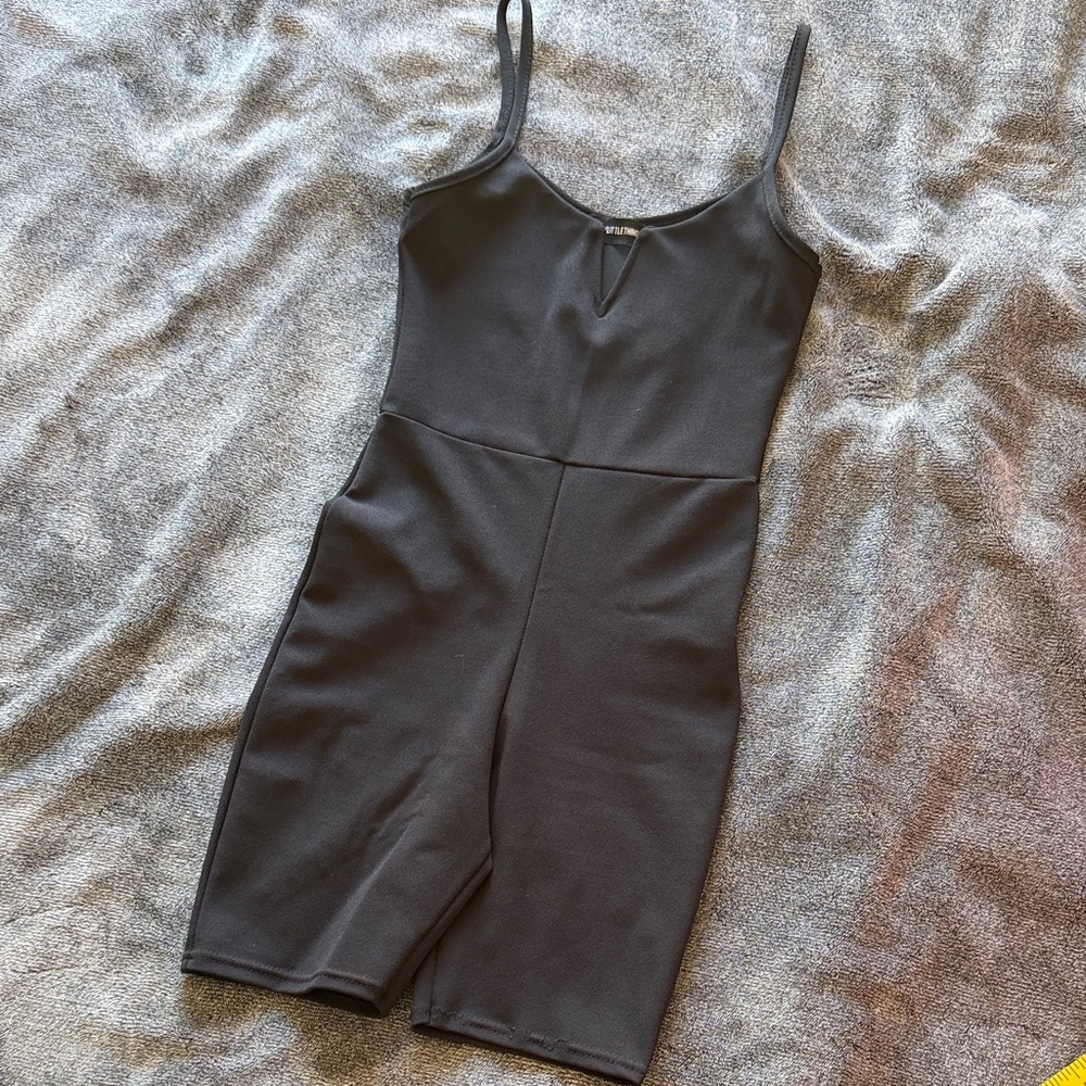 Black Sleeveless romper